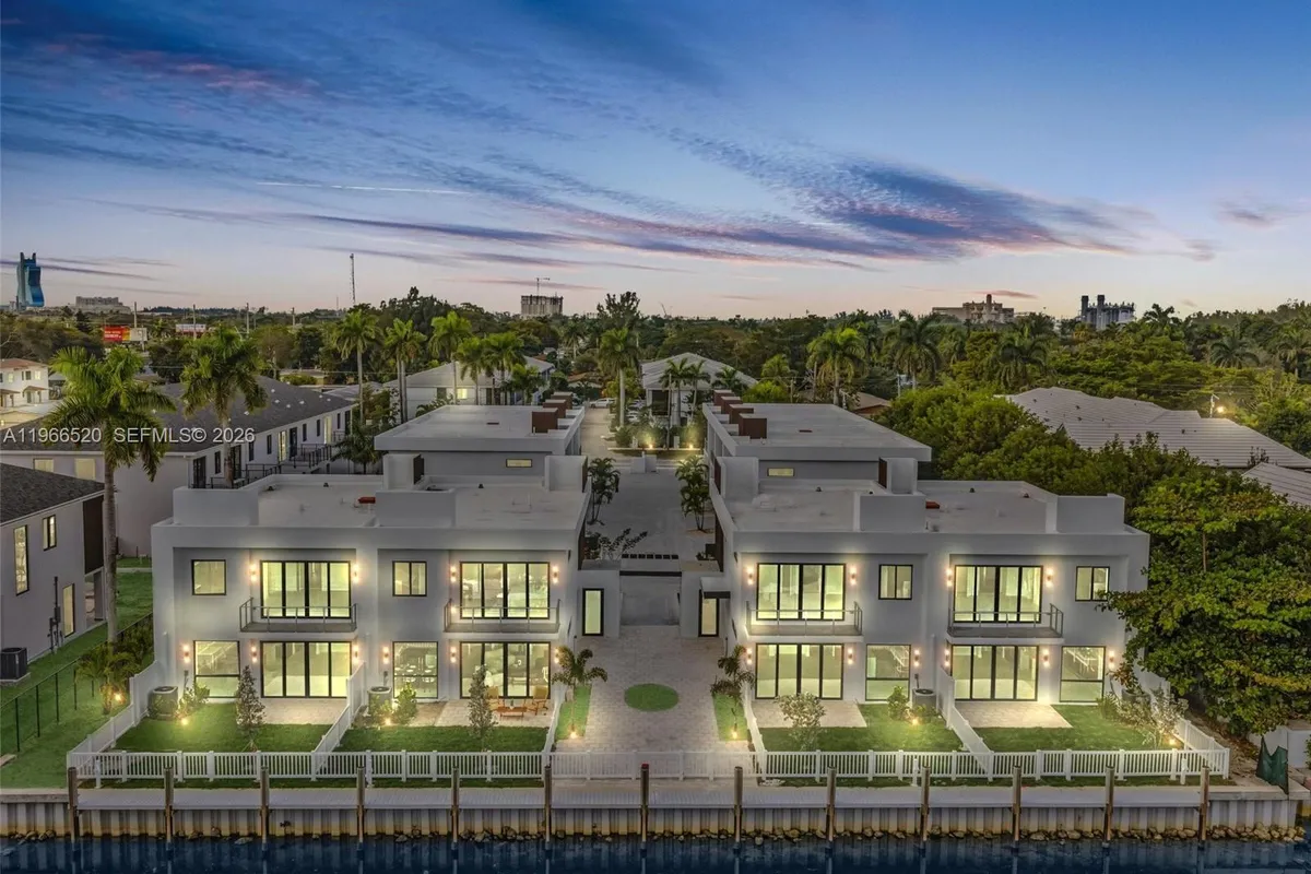 4632 SW 32nd Ave # C1, Dania Beach FL 33312