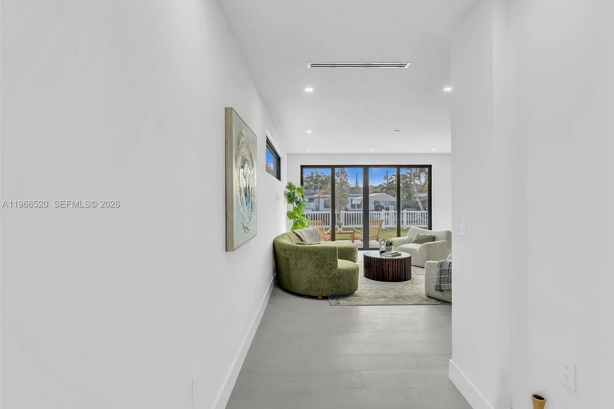 4632 SW 32nd Ave # C1, Dania Beach FL 33312