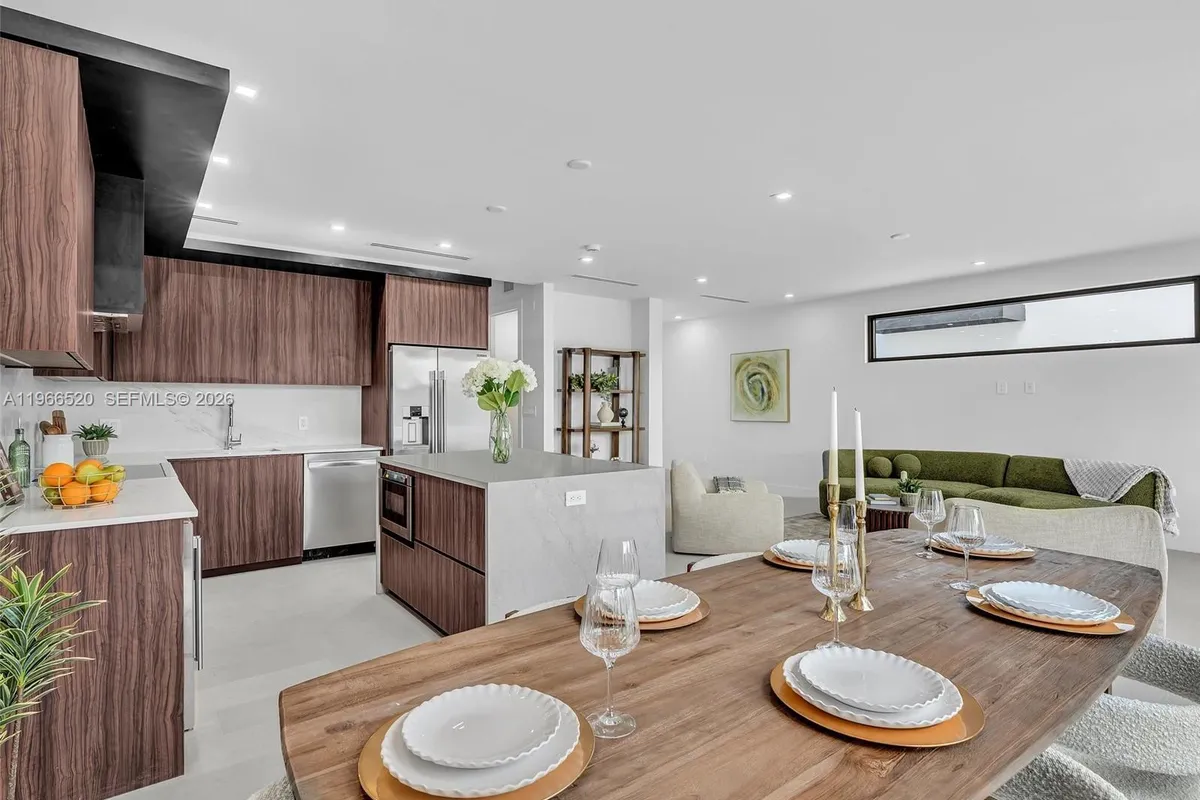 4632 SW 32nd Ave # C1, Dania Beach FL 33312