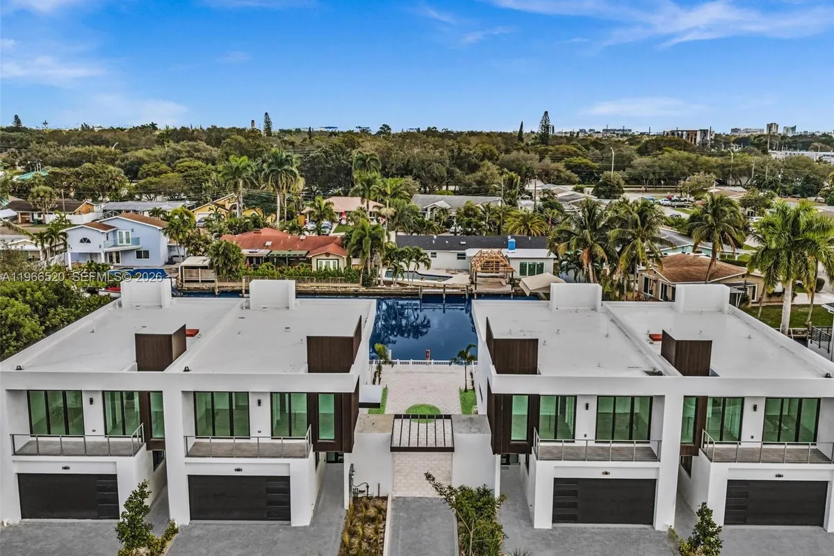 4632 SW 32nd Ave # C1, Dania Beach FL 33312