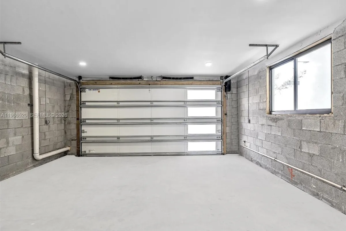 4632 SW 32nd Ave # C1, Dania Beach FL 33312