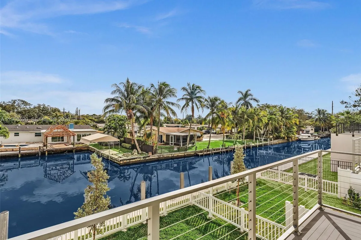 4632 SW 32nd Ave # C1, Dania Beach FL 33312