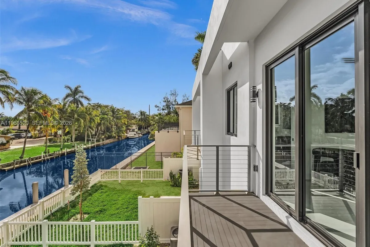 4632 SW 32nd Ave # C1, Dania Beach FL 33312