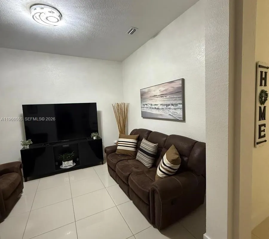 27607 SW 133rd Pl, Homestead FL 33032