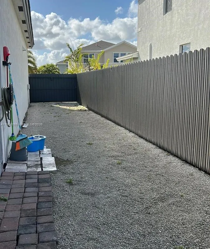 27607 SW 133rd Pl, Homestead FL 33032