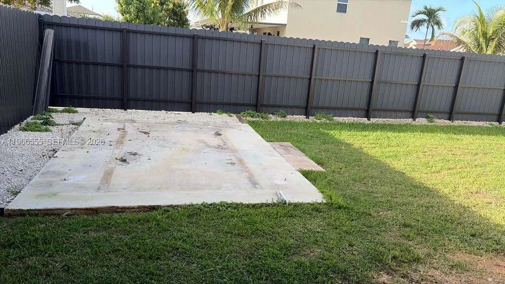 27607 SW 133rd Pl, Homestead FL 33032