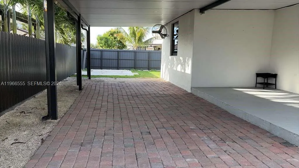 27607 SW 133rd Pl, Homestead FL 33032