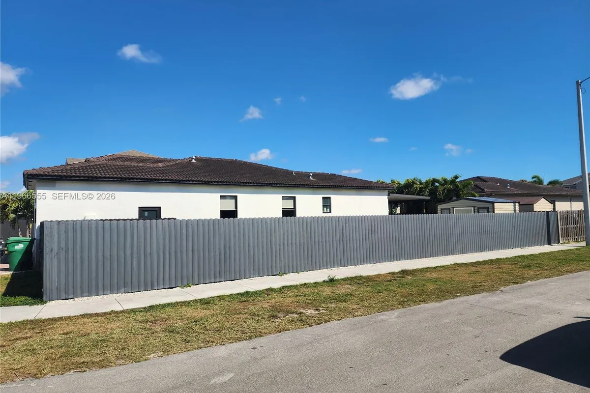 27607 SW 133rd Pl, Homestead FL 33032