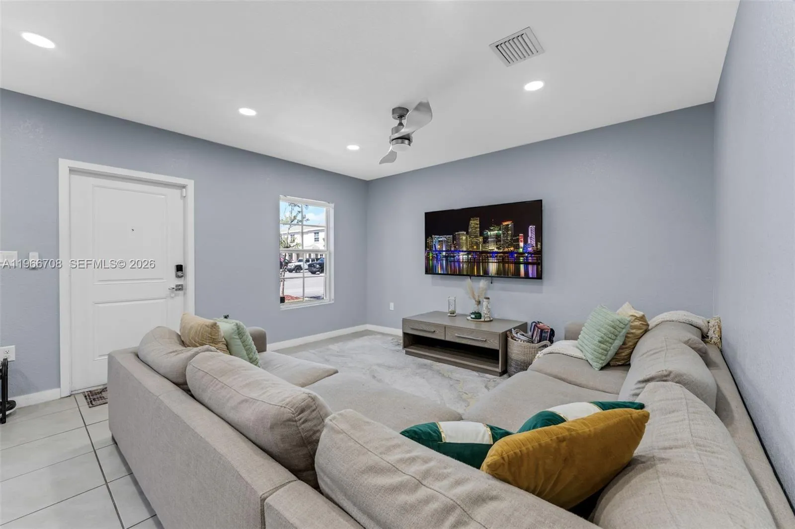 465 NE 5th Pl # 465, Florida City FL 33034