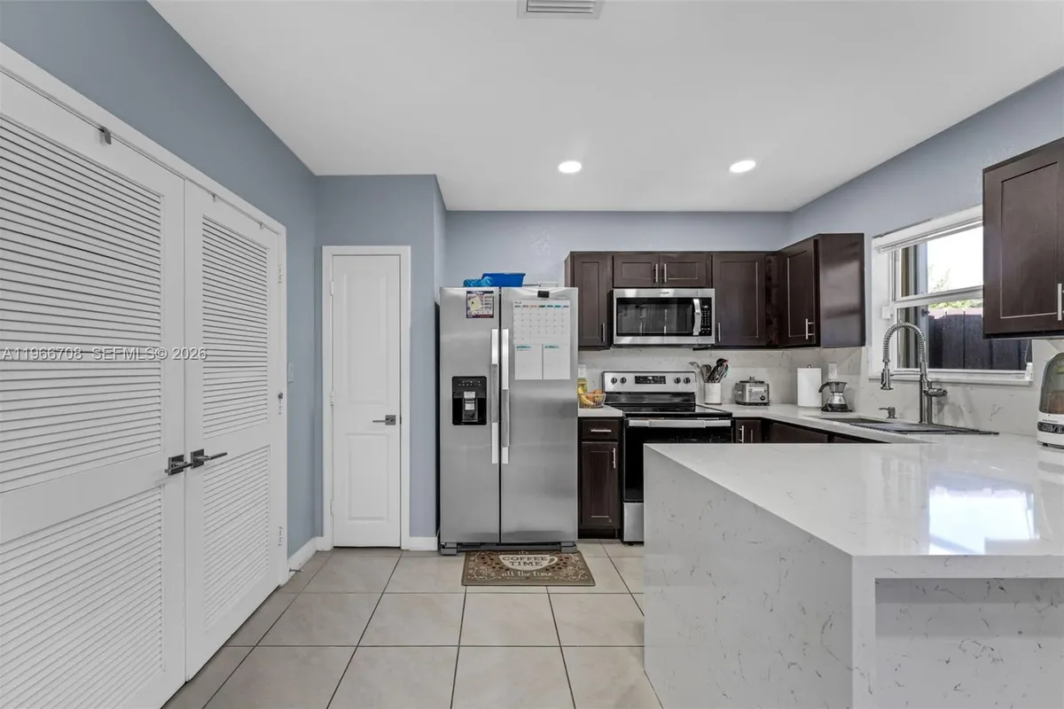 465 NE 5th Pl # 465, Florida City FL 33034