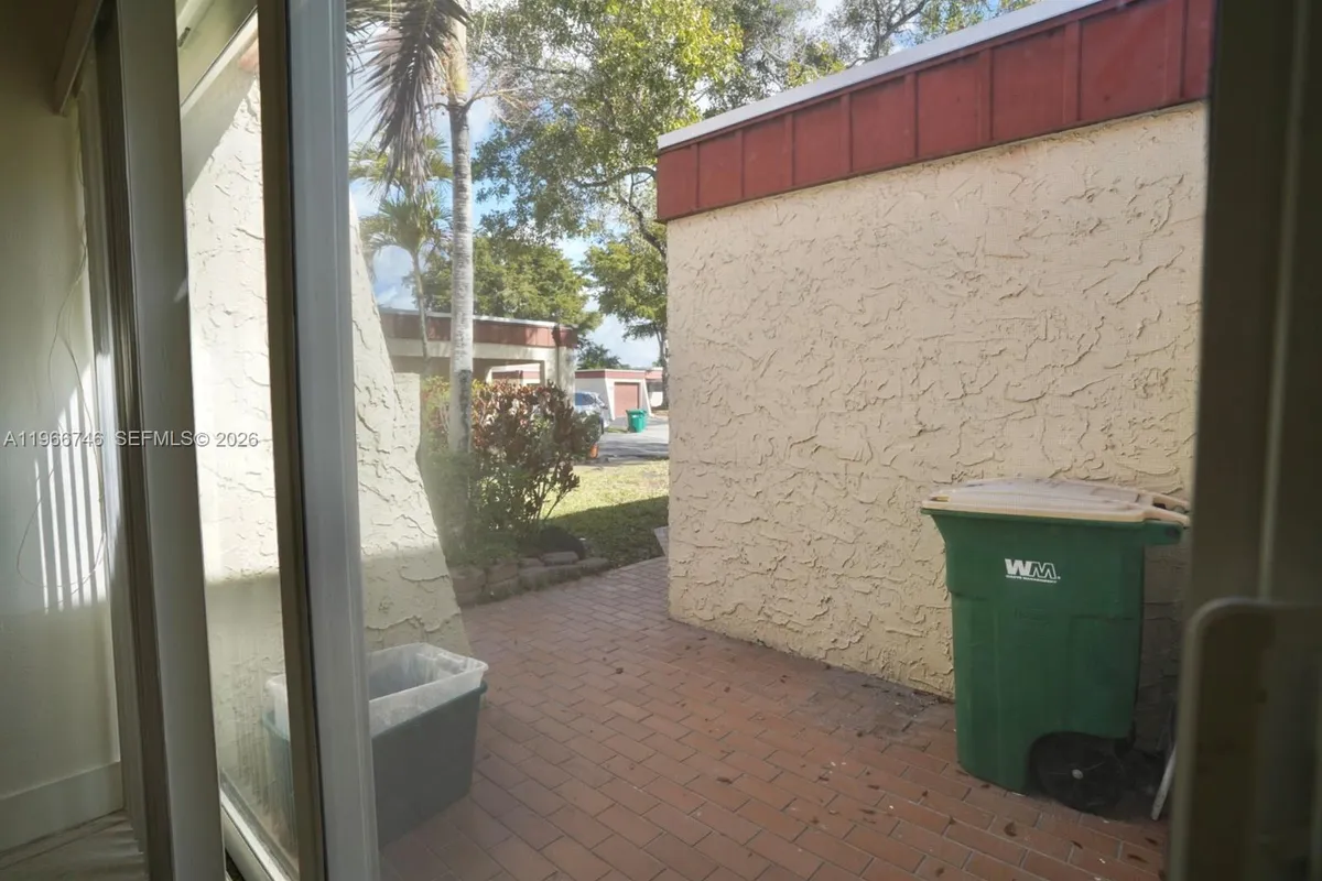 6555 NW 99th Ave # B20, Tamarac FL 33321