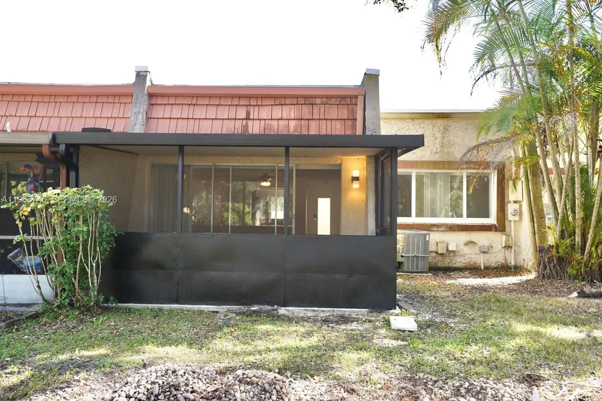 6555 NW 99th Ave # B20, Tamarac FL 33321