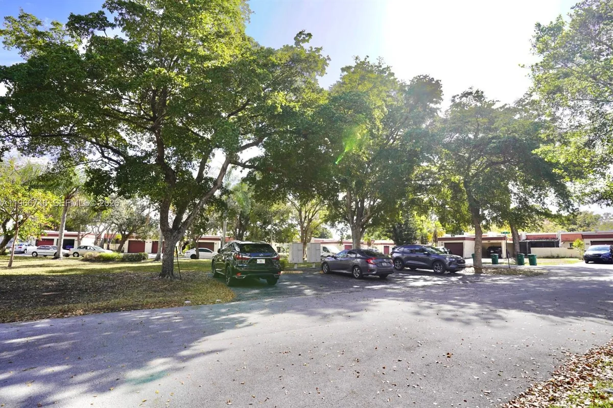 6555 NW 99th Ave # B20, Tamarac FL 33321