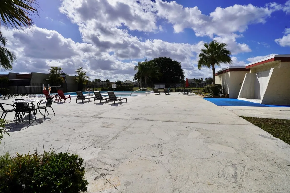 6555 NW 99th Ave # B20, Tamarac FL 33321