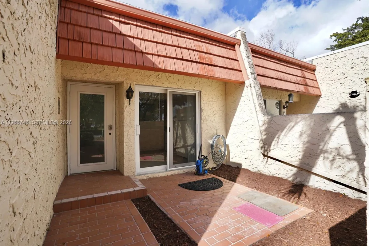 6555 NW 99th Ave # B20, Tamarac FL 33321