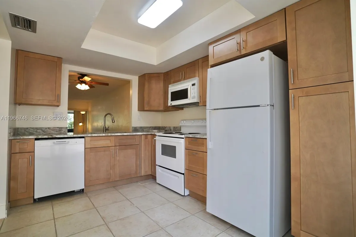 6555 NW 99th Ave # B20, Tamarac FL 33321