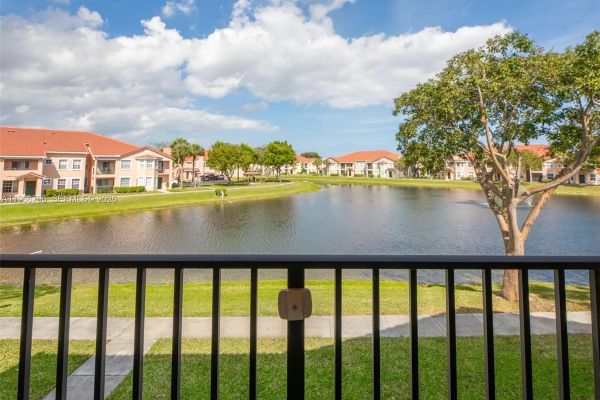 2407 Belmont Ln # 2407, North Lauderdale FL 33068