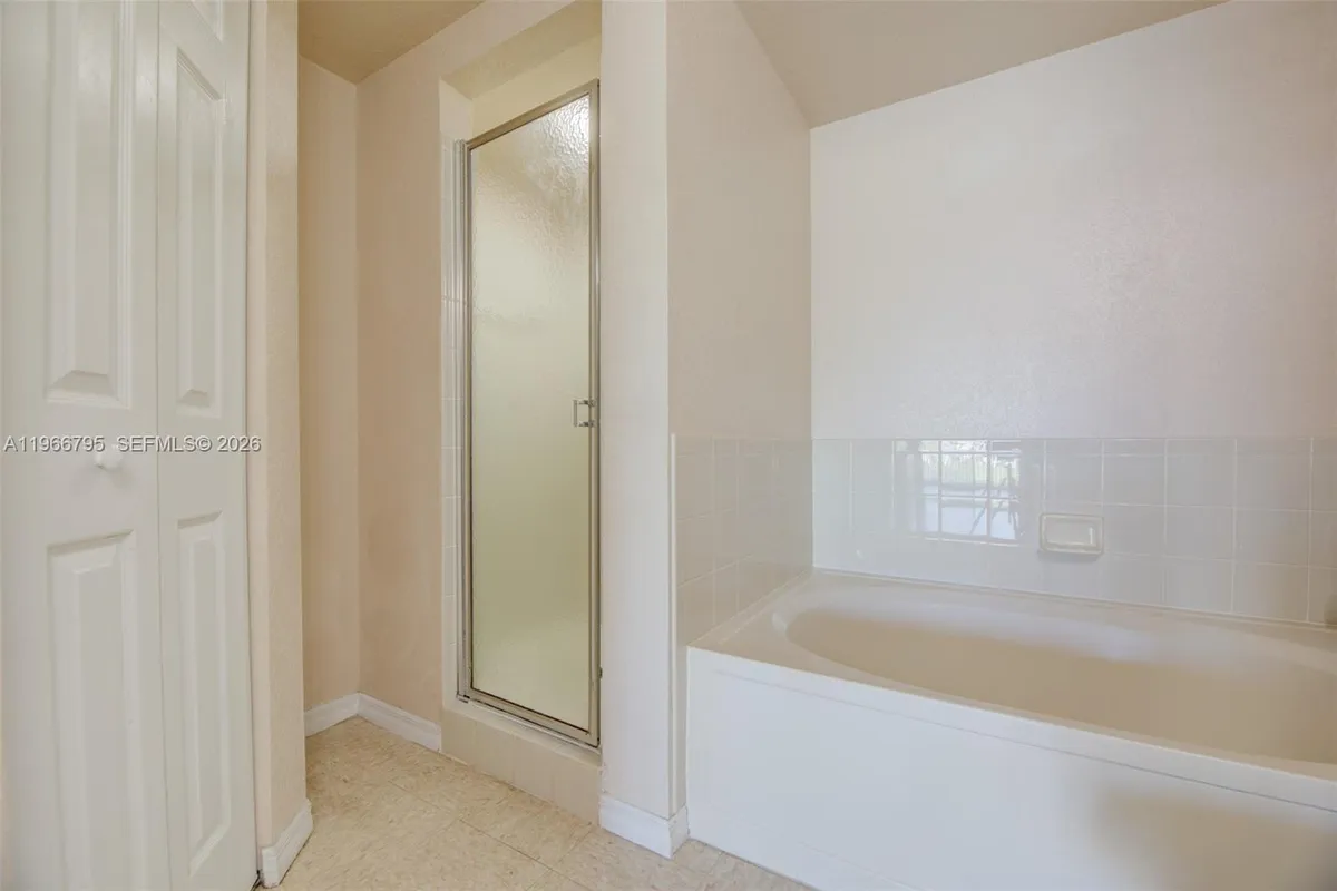 2407 Belmont Ln # 2407, North Lauderdale FL 33068