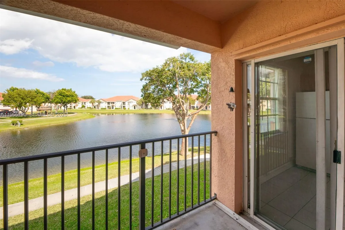 2407 Belmont Ln # 2407, North Lauderdale FL 33068