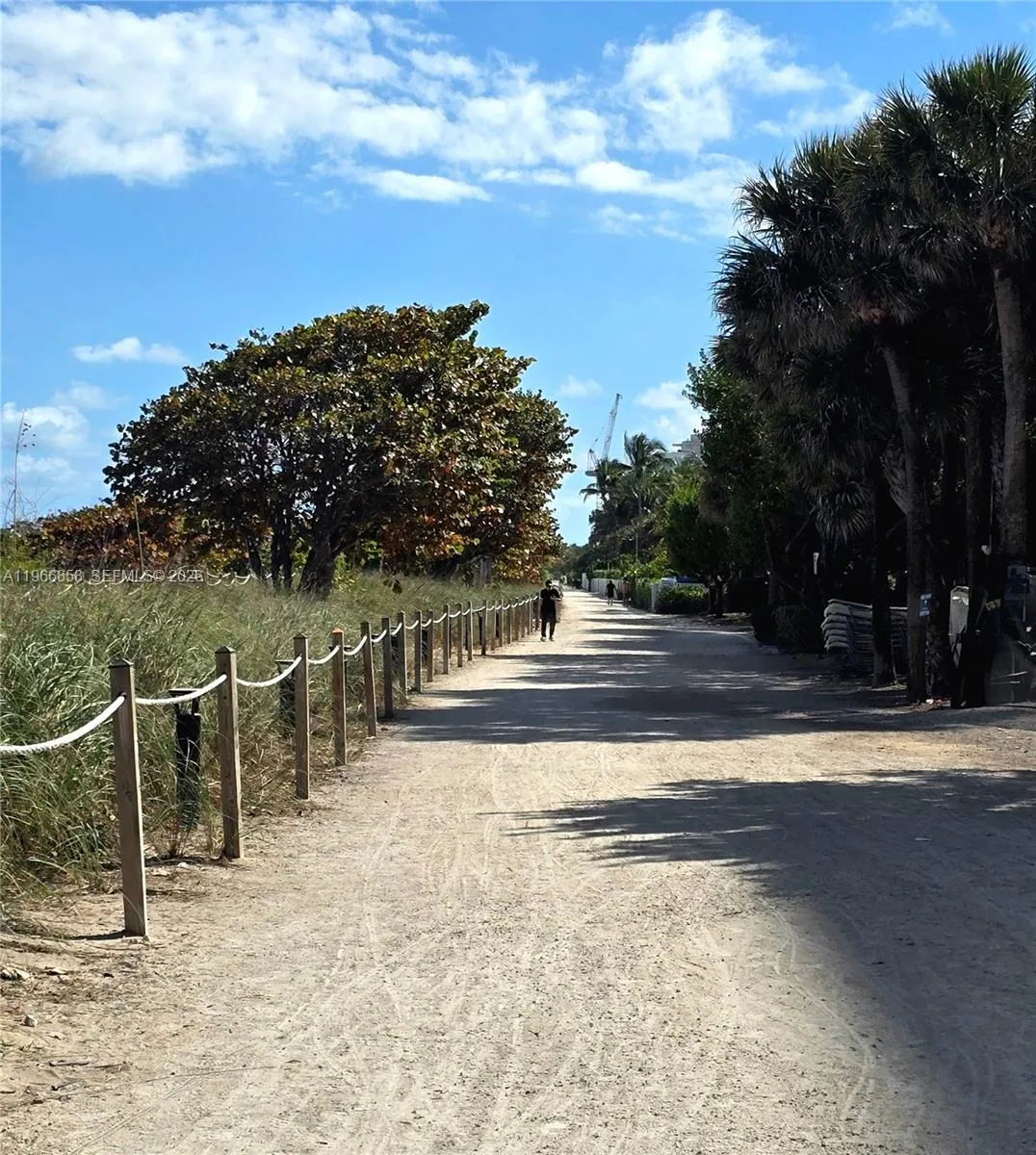 10175 Collins Ave # 208, Bal Harbour FL 33154