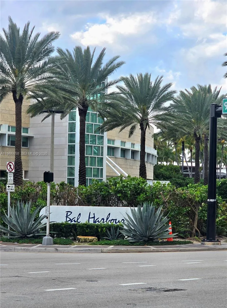 10175 Collins Ave # 208, Bal Harbour FL 33154