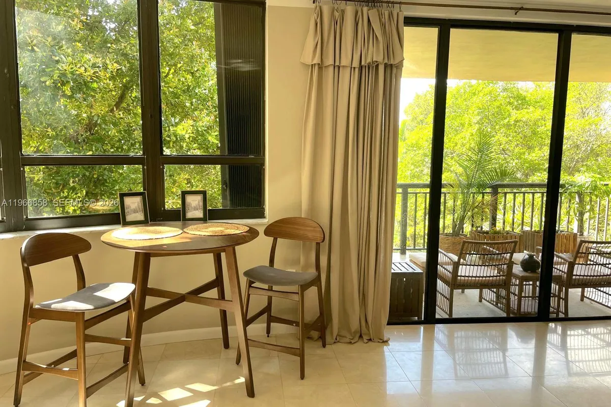 10175 Collins Ave # 208, Bal Harbour FL 33154