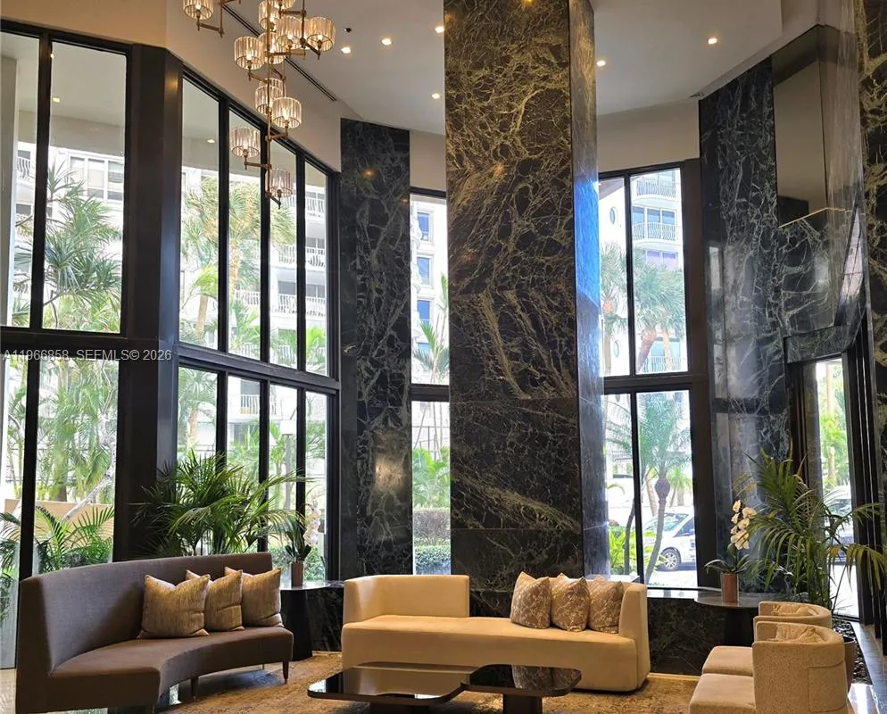 10175 Collins Ave # 208, Bal Harbour FL 33154