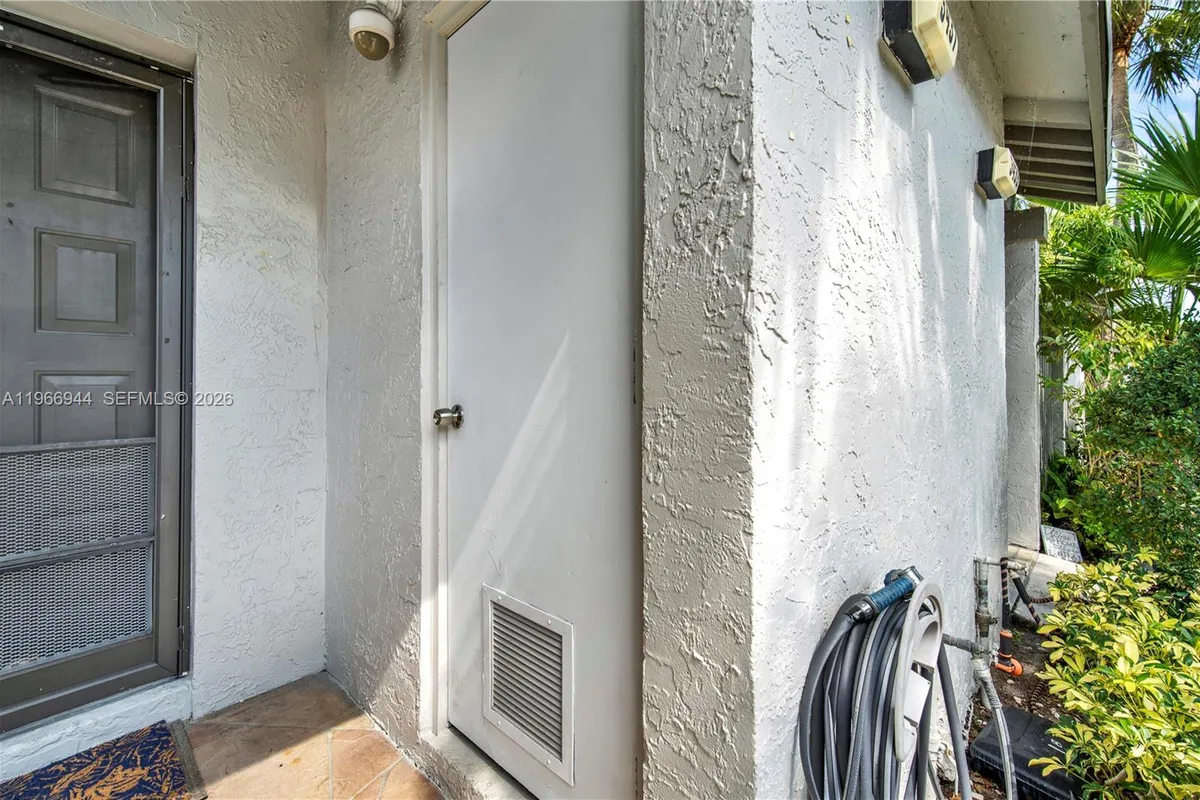 3437 S Carambola Cir S # 2463, Coconut Creek FL 33066