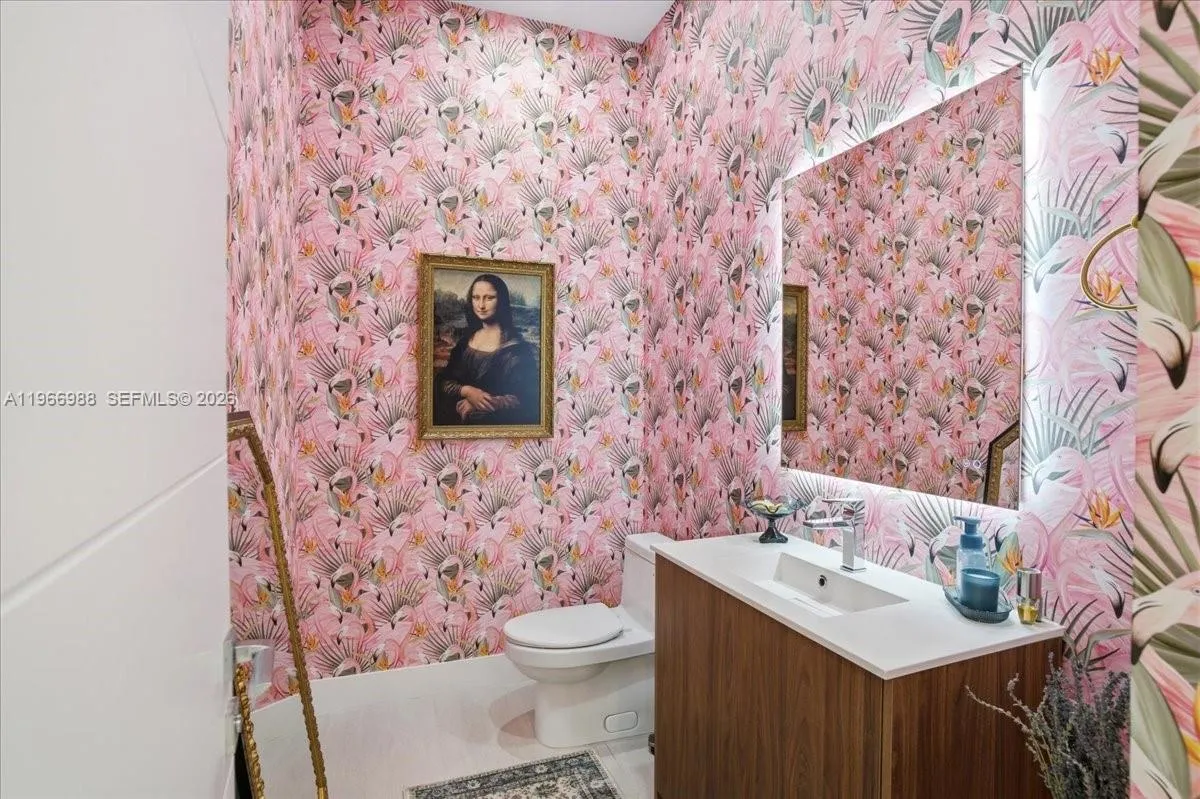 4354 Alton Rd, Miami Beach FL 33140