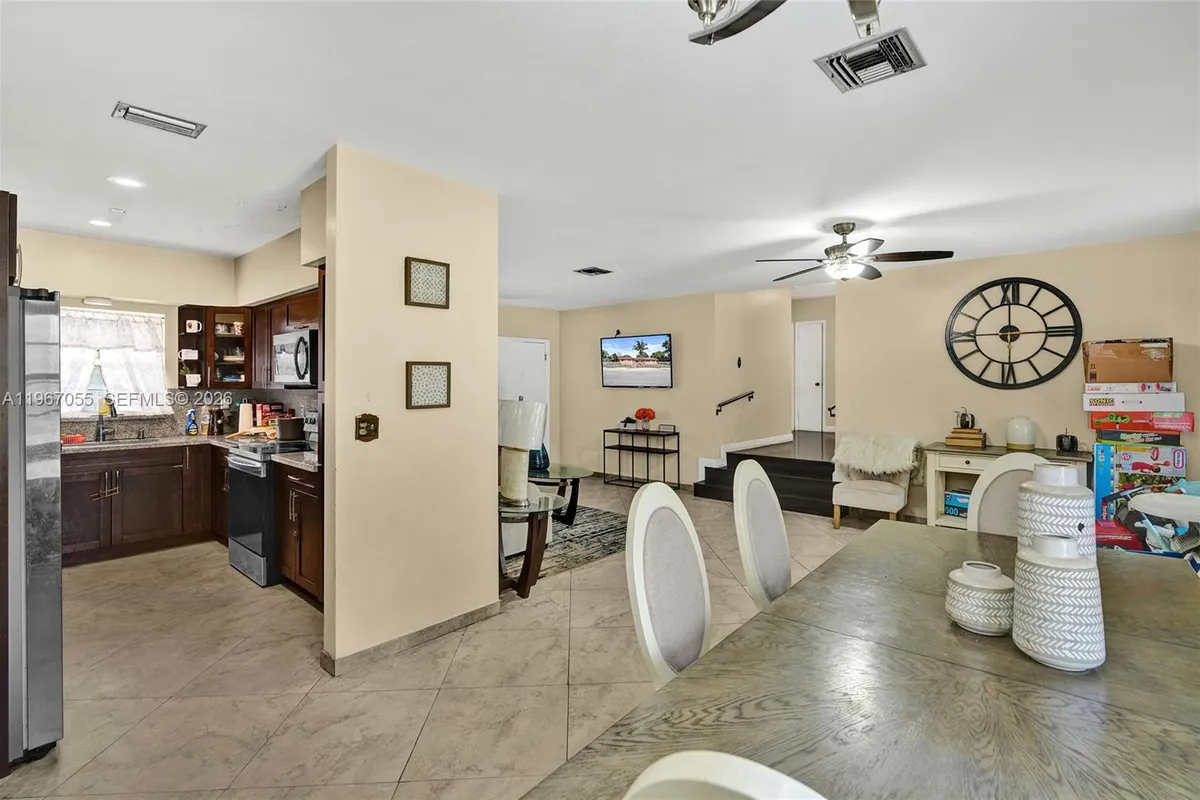 1775 NE 147th St, Miami FL 33181