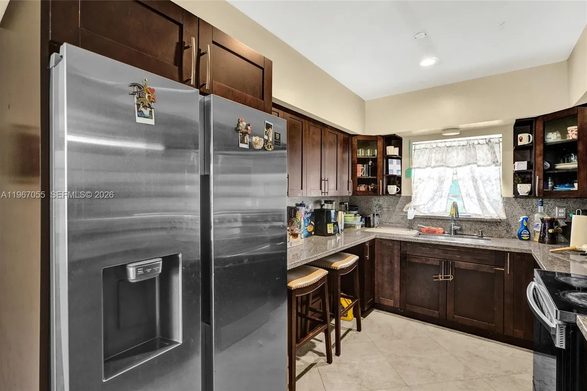 1775 NE 147th St, Miami FL 33181