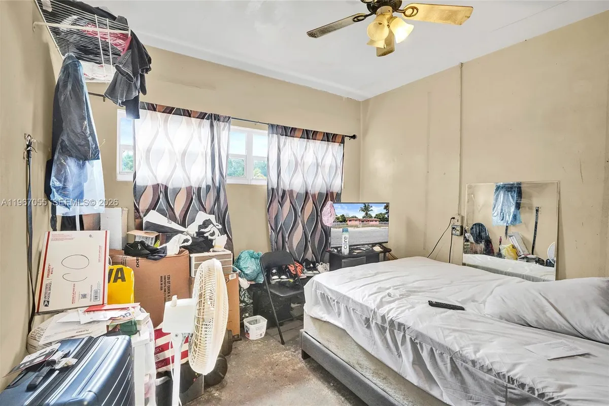 1775 NE 147th St, Miami FL 33181