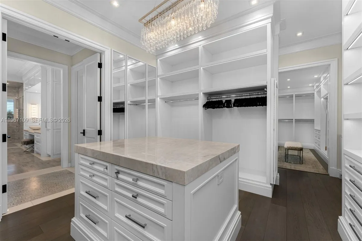 550 Marquesa Dr, Coral Gables FL 33156