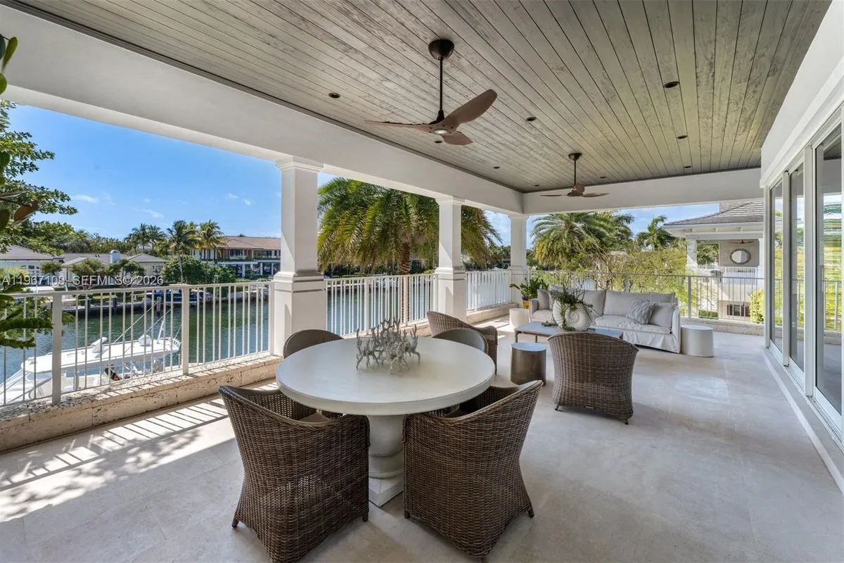 550 Marquesa Dr, Coral Gables FL 33156