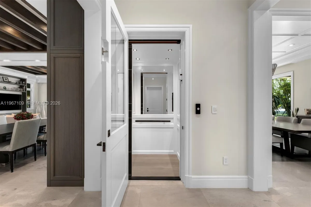 550 Marquesa Dr, Coral Gables FL 33156