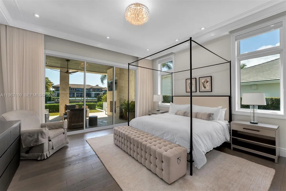 550 Marquesa Dr, Coral Gables FL 33156