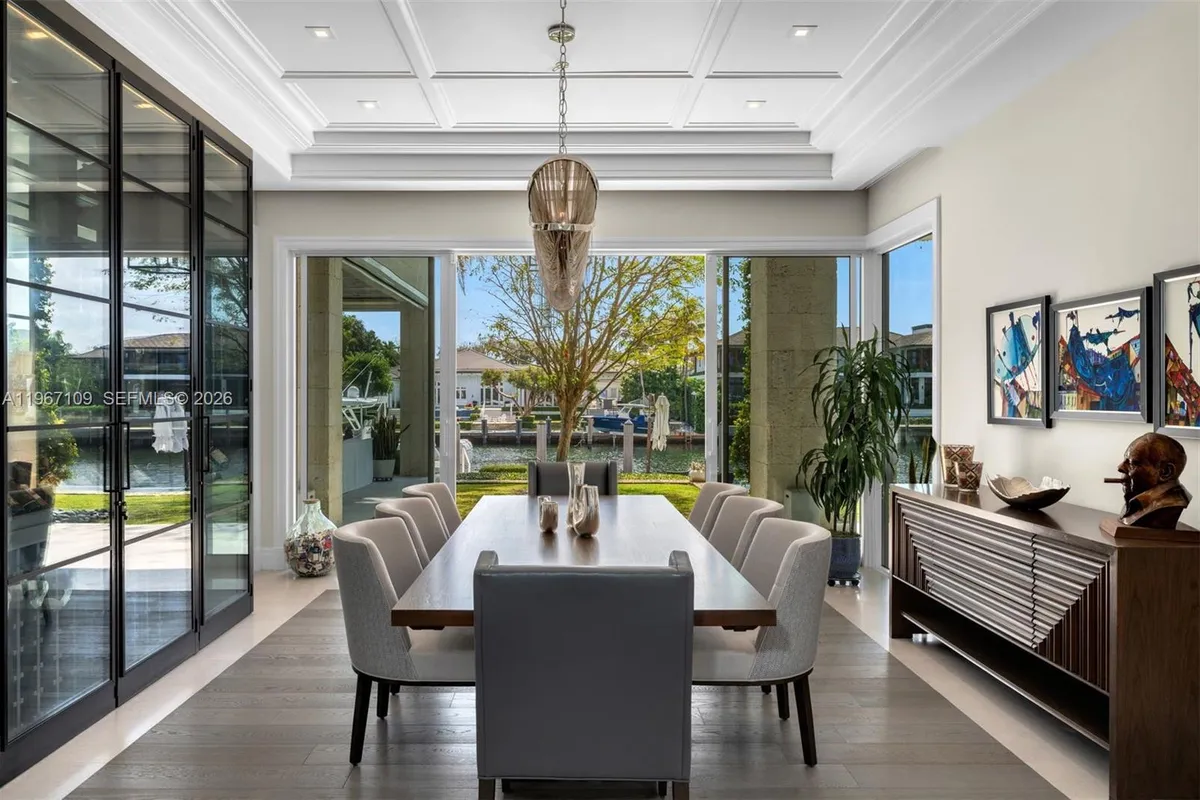 550 Marquesa Dr, Coral Gables FL 33156