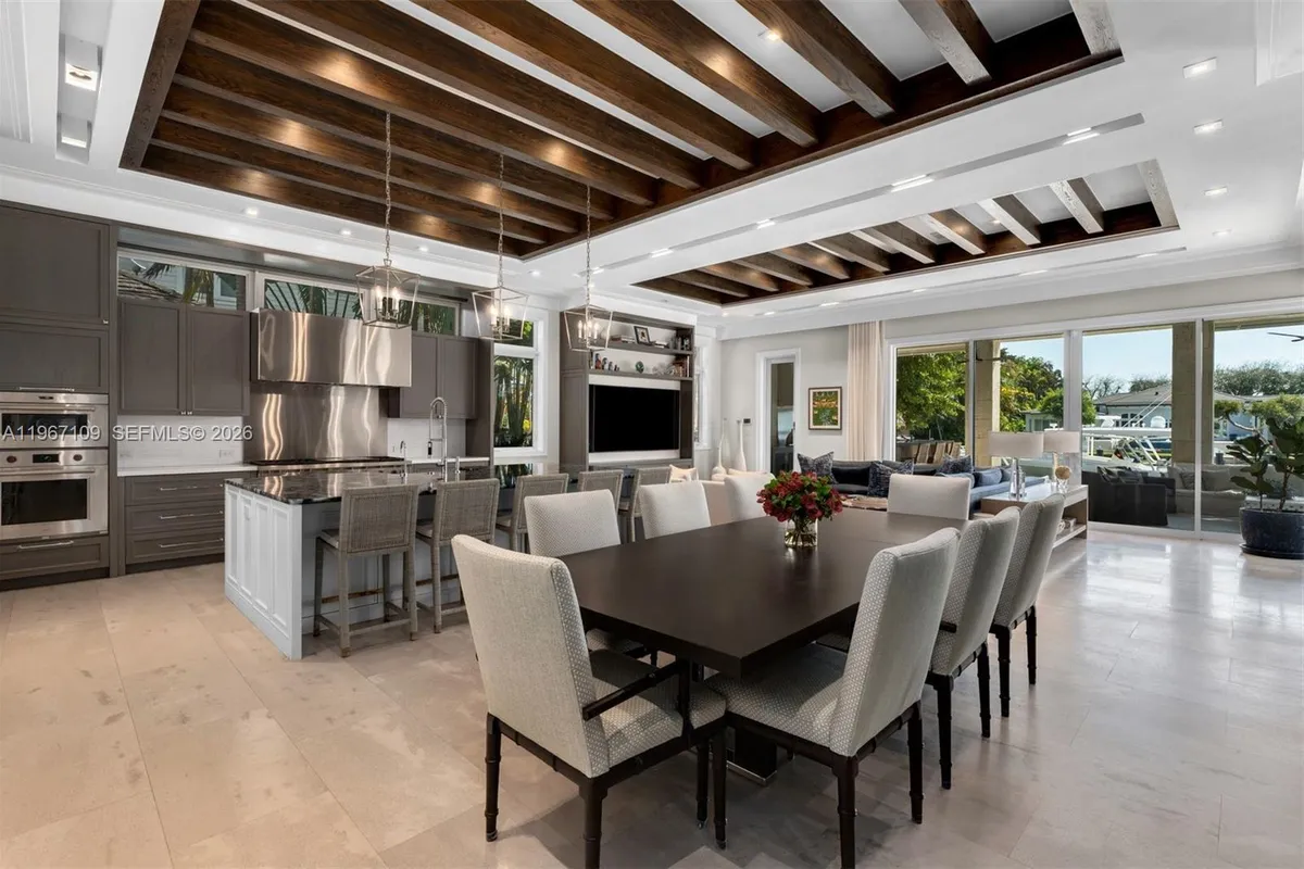 550 Marquesa Dr, Coral Gables FL 33156