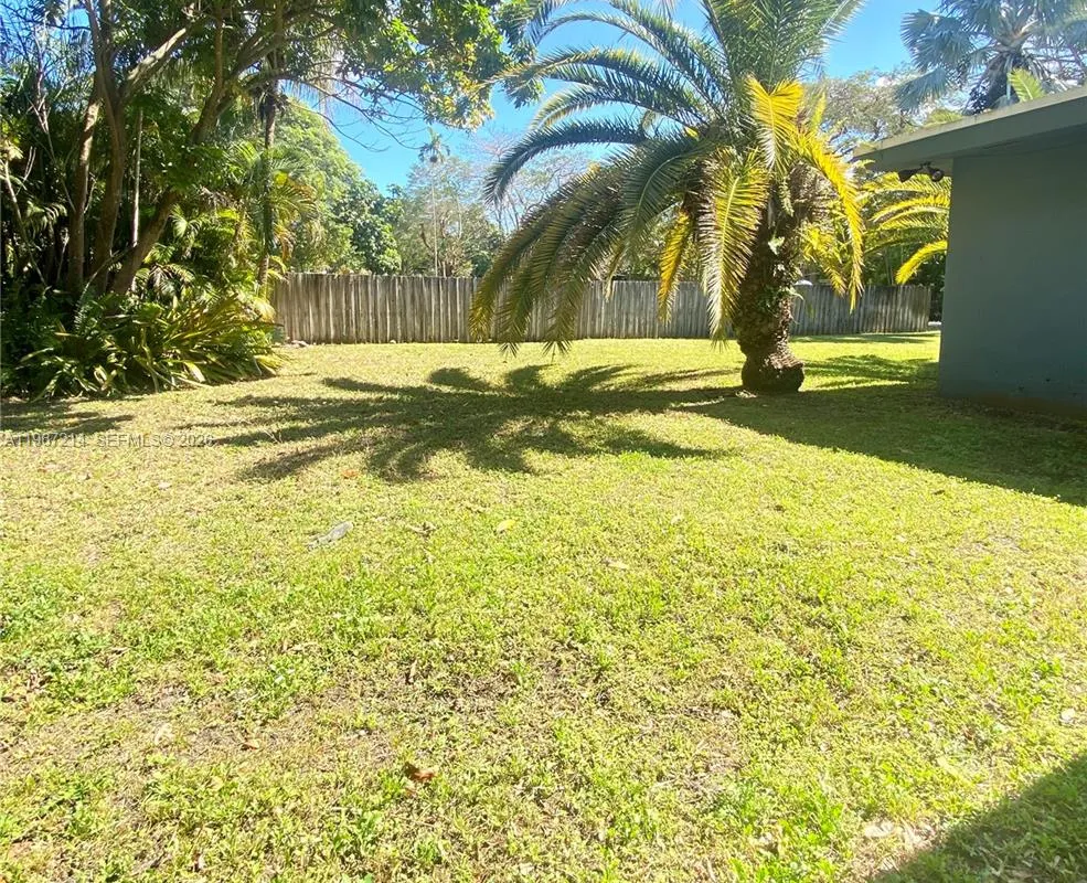 5975 SW 60th St, South Miami FL 33143