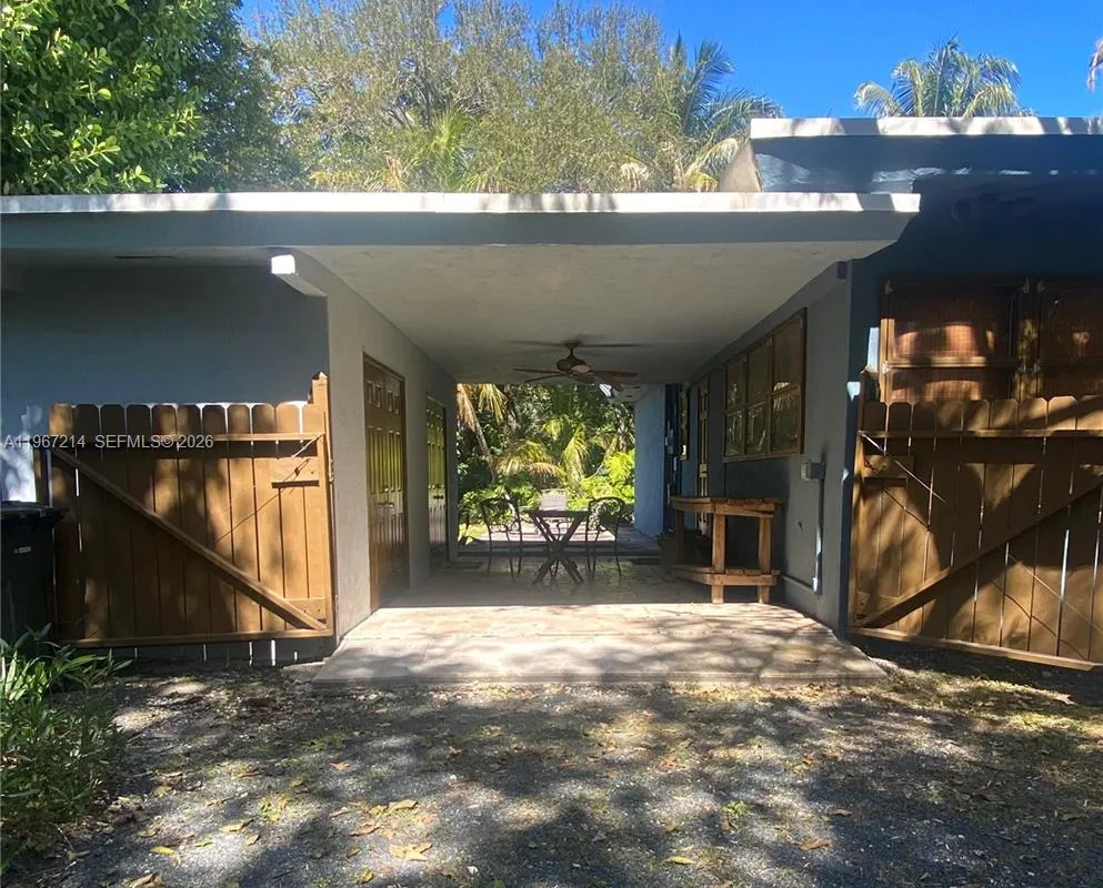 5975 SW 60th St, South Miami FL 33143