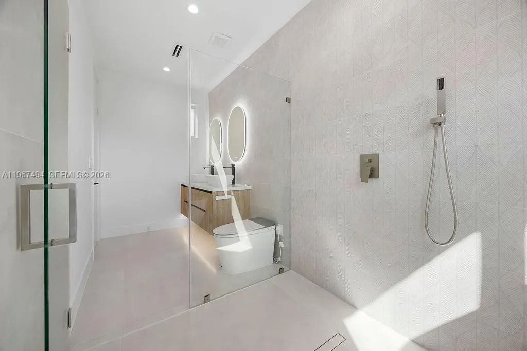 608 SW 16th Ct, Fort Lauderdale FL 33315