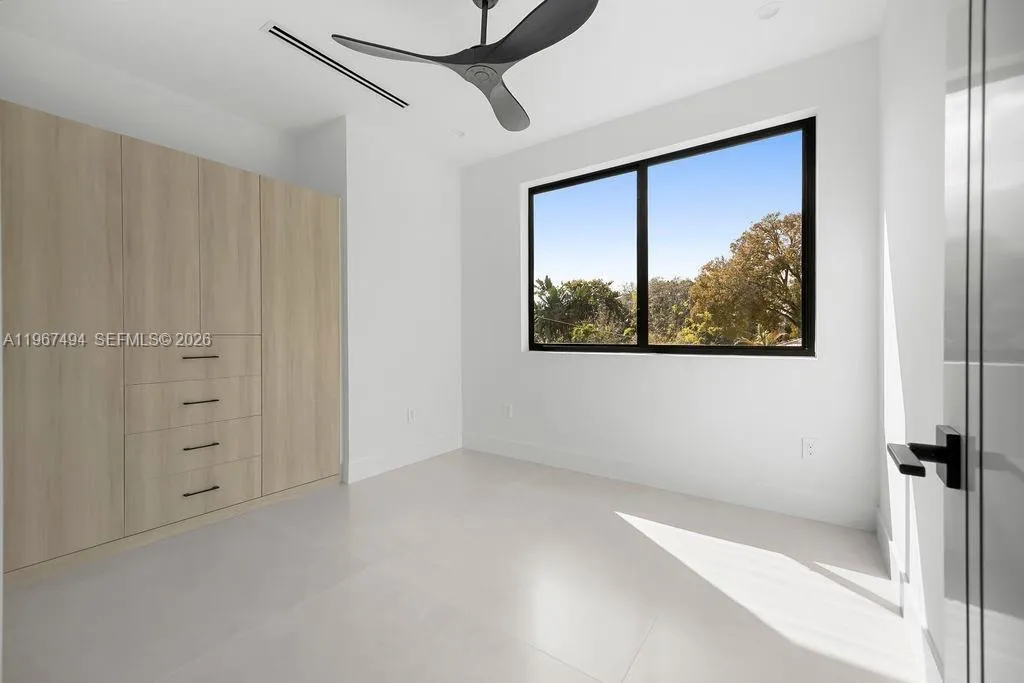 608 SW 16th Ct, Fort Lauderdale FL 33315