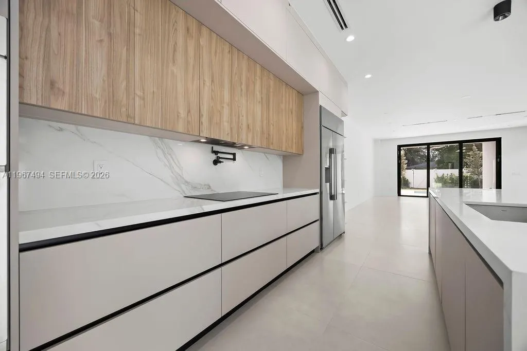 608 SW 16th Ct, Fort Lauderdale FL 33315