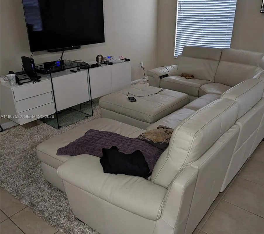 4656 Monarch Way, Coconut Creek FL 33073