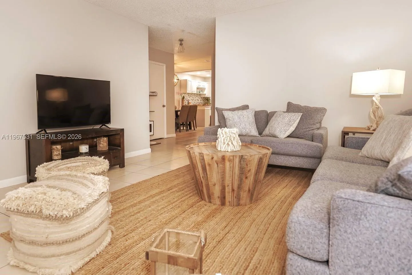 20 SE 12th St, Dania Beach FL 33004