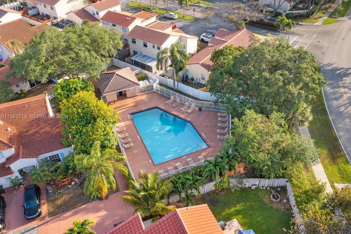 4400 NW 61st Pl, Coconut Creek FL 33073