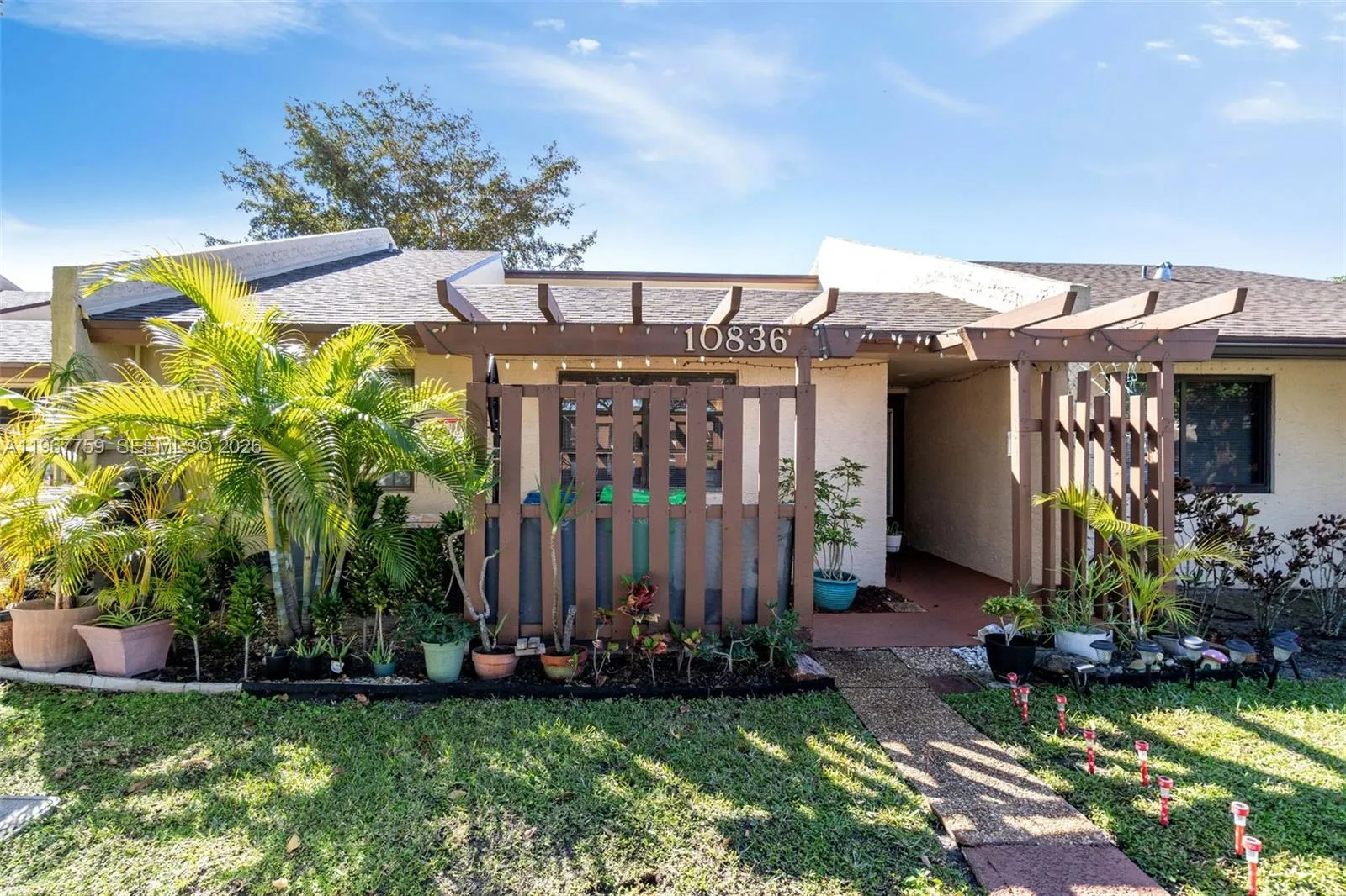 2 bedroom 2 bath for sale at 10836 NW 30th Pl # 354, Sunrise FL 33322