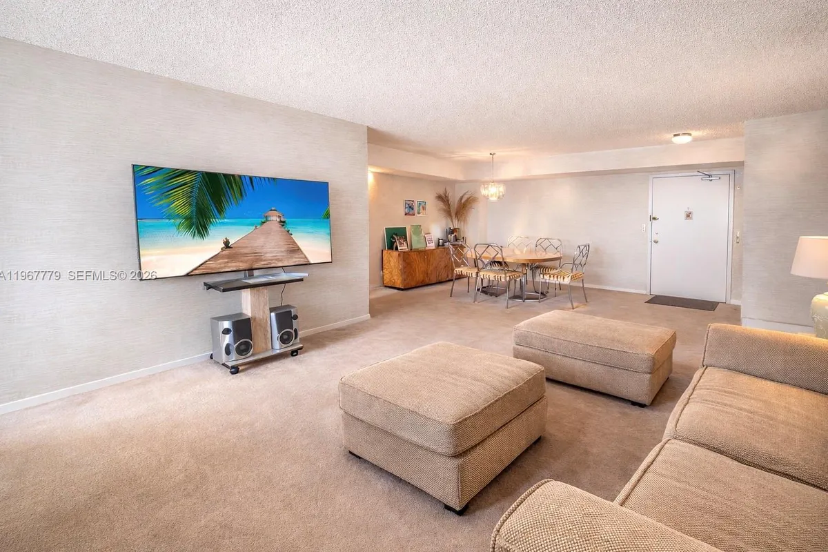 301 174th St # 1917, Sunny Isles Beach FL 33160