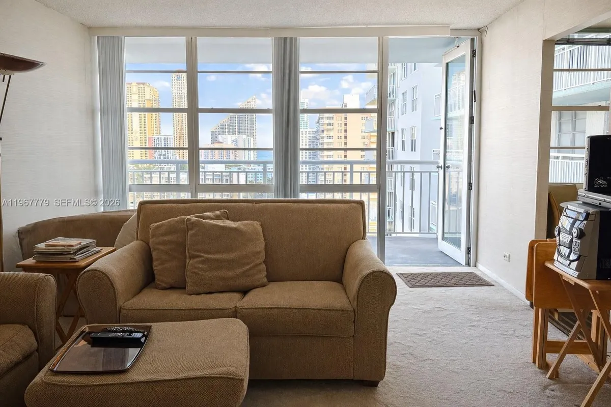 301 174th St # 1917, Sunny Isles Beach FL 33160