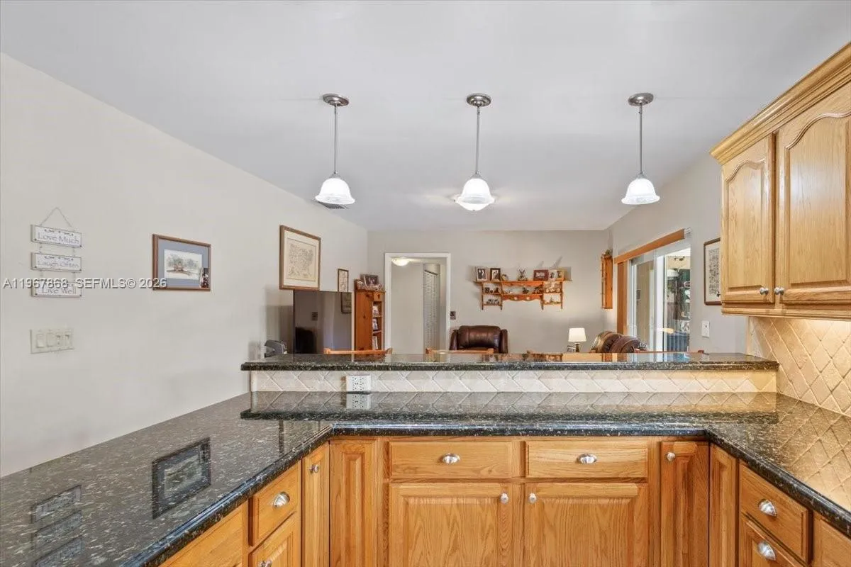 9750 SW 143rd Dr, Miami FL 33176